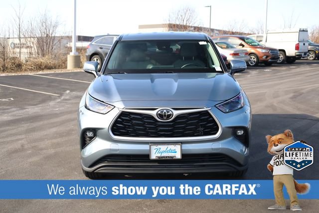 Used 2022 Toyota Highlander LE video 2