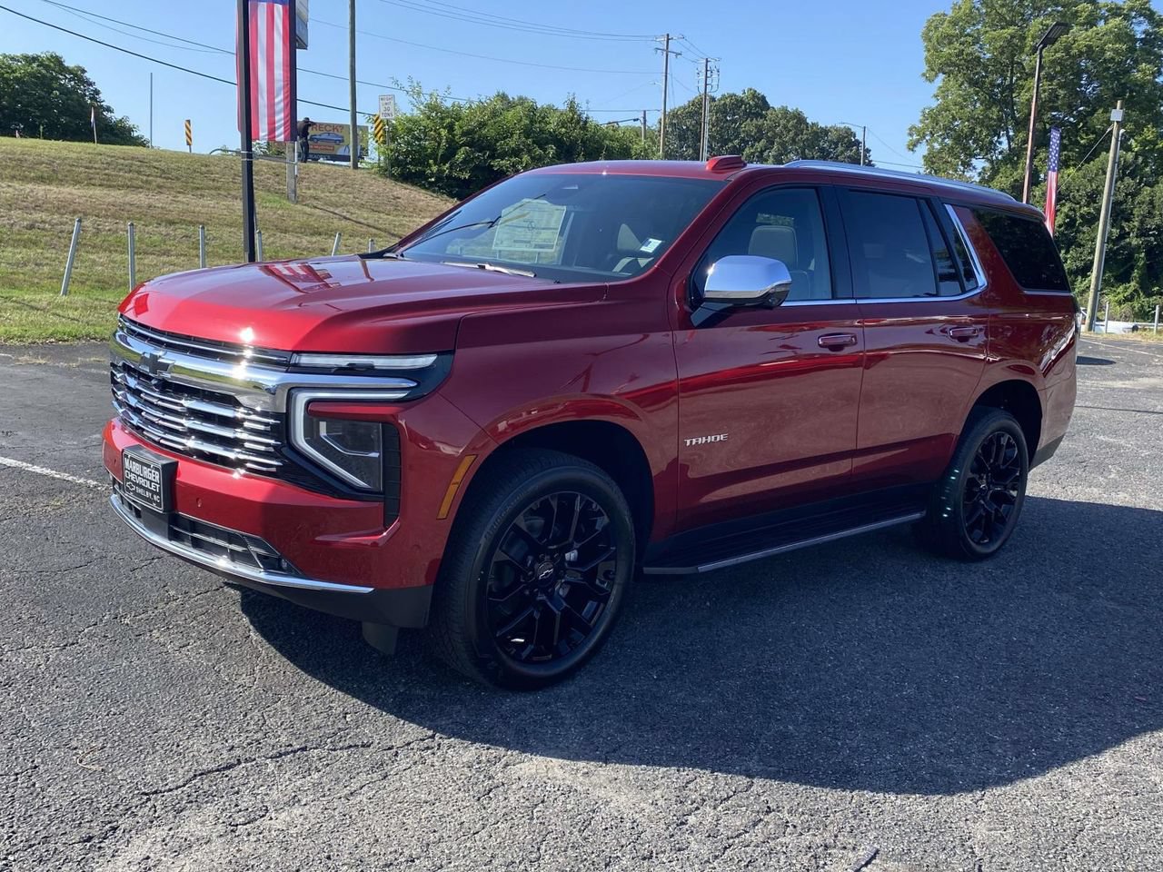 New 2026 Chevrolet Tahoe Premier w/ Sun And Tow Package AWD/4WD image 3