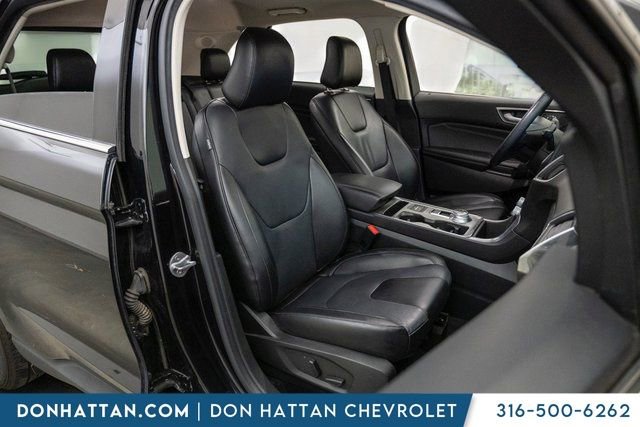 Used 2022 Ford Edge Titanium image 28