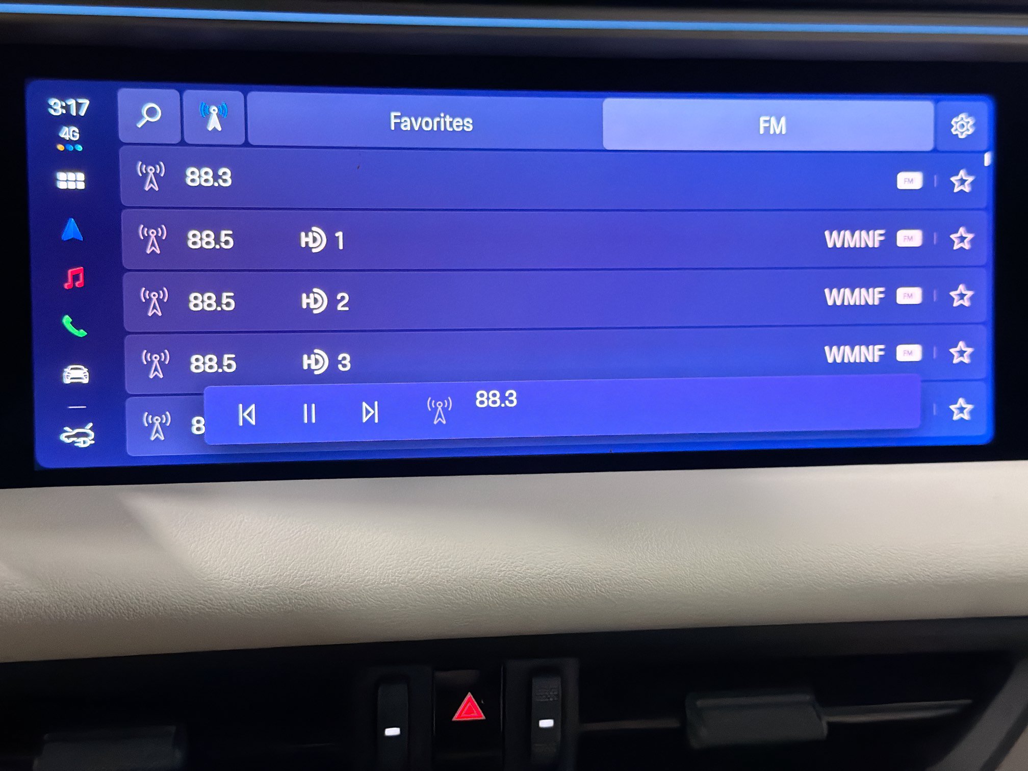 Certified 2026 Porsche Macan Electric RWD image 32