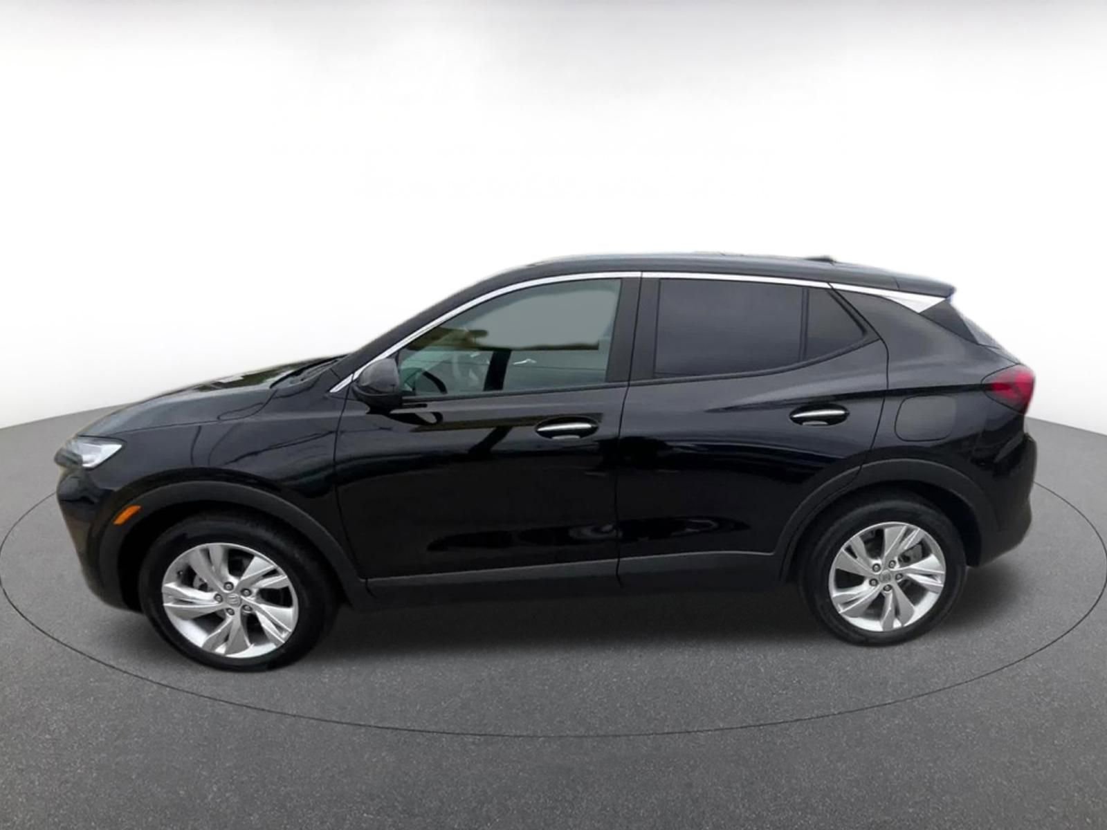 Used 2025 Buick Encore GX Preferred FWD image 9