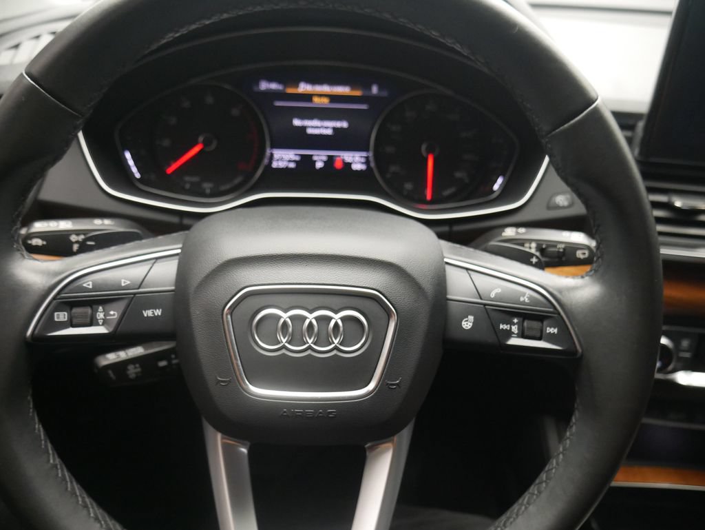 Certified 2023 Audi Q5 2.0T Premium w/ Convenience Package AWD/4WD image 32