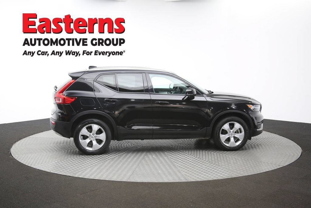 Used 2022 Volvo XC40 T5 Momentum AWD/4WD image 46