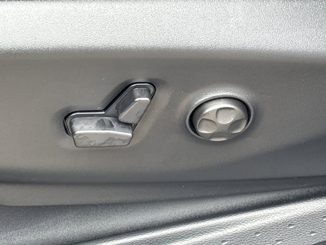 New 2026 Chrysler Pacifica Select image 20