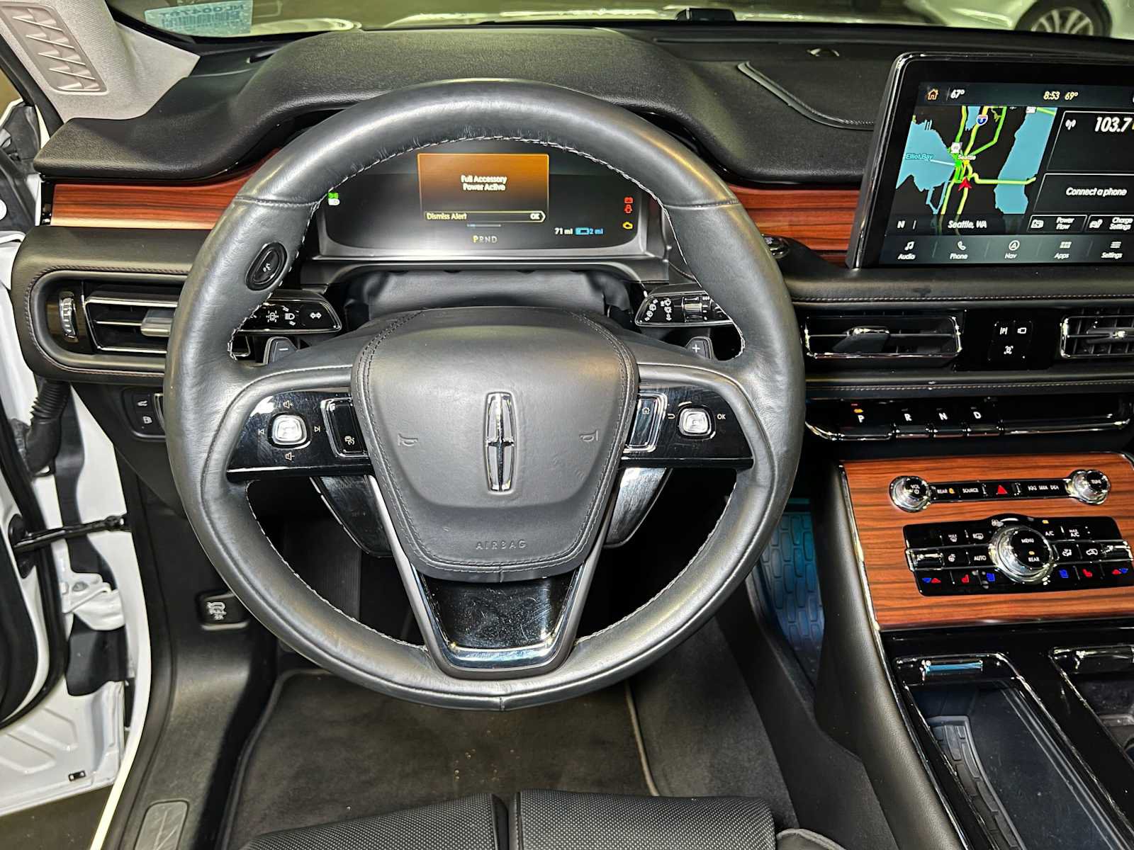 Used 2023 Lincoln Aviator Grand Touring w/ Equipment Group 301A AWD/4WD image 28