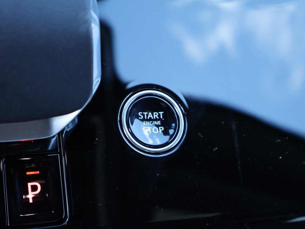 New 2025 Land Rover Range Rover Sport Dynamic SE image 38