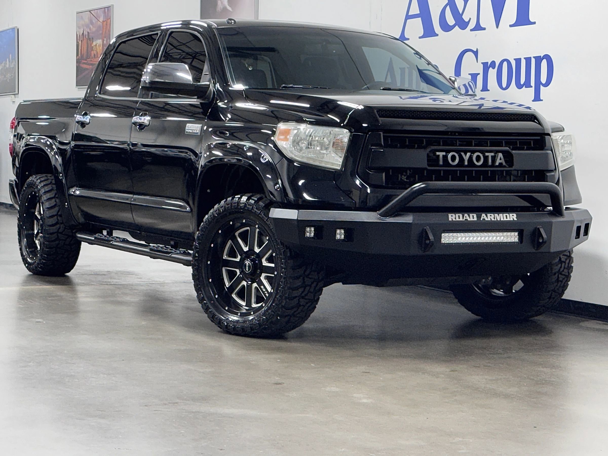 Used 2015 Toyota Tundra Platinum AWD/4WD image 1
