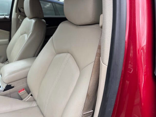 Used 2013 Cadillac SRX Luxury w/ Driver Awareness Package image 35