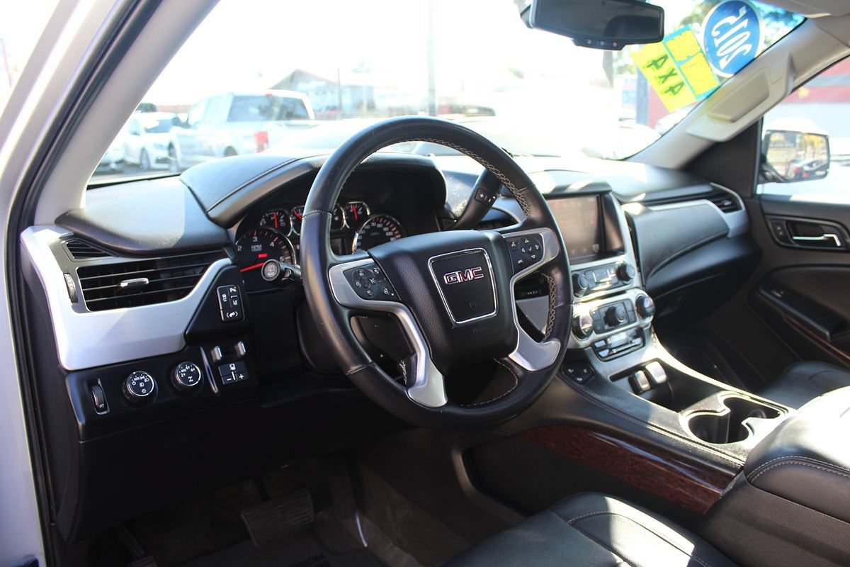 Used 2015 GMC Yukon SLT w/ Open Road Package AWD/4WD image 19