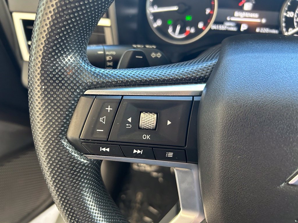Used 2024 Mitsubishi Outlander ES FWD image 37
