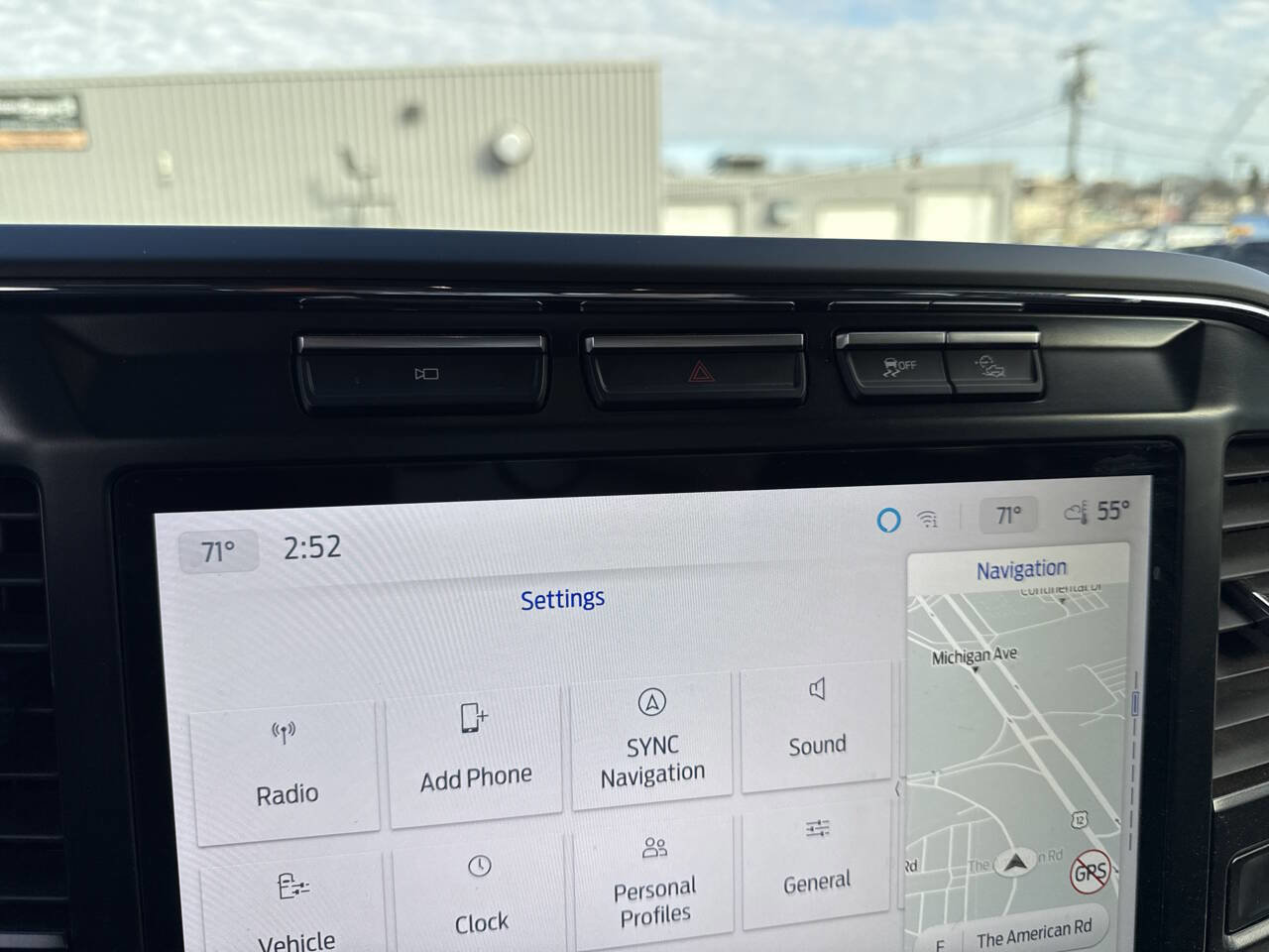 Certified 2023 Ford F250 Lariat w/ Tremor Off-Road Package image 34