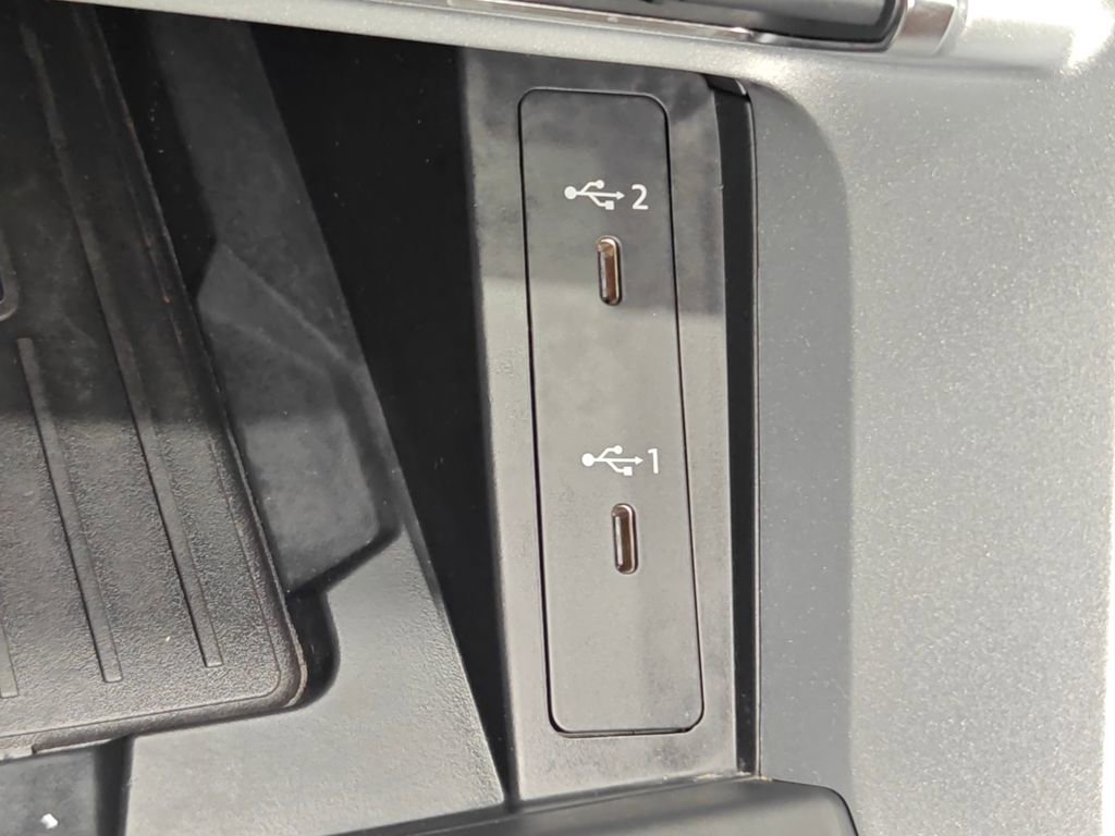 Used 2022 Audi Q3 2.0T Premium Plus w/ Premium Plus Package image 52