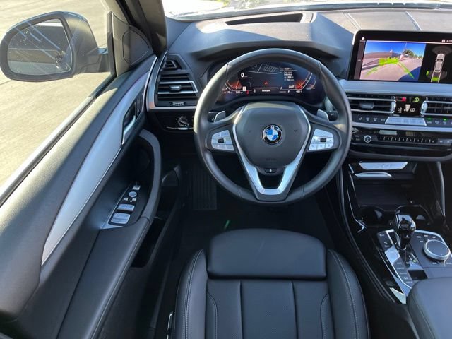 Used 2025 BMW X4 xDrive30i AWD/4WD image 12