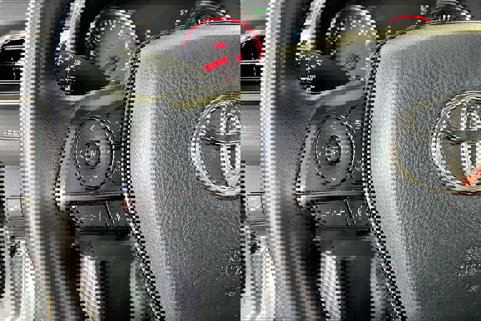 Used 2024 Toyota Camry XSE FWD image 23