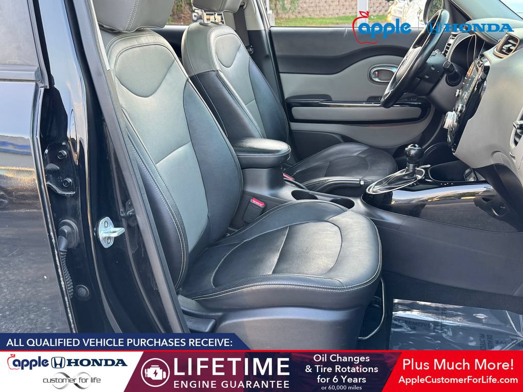 Used 2016 Kia Soul + w/ Primo Package FWD image 21