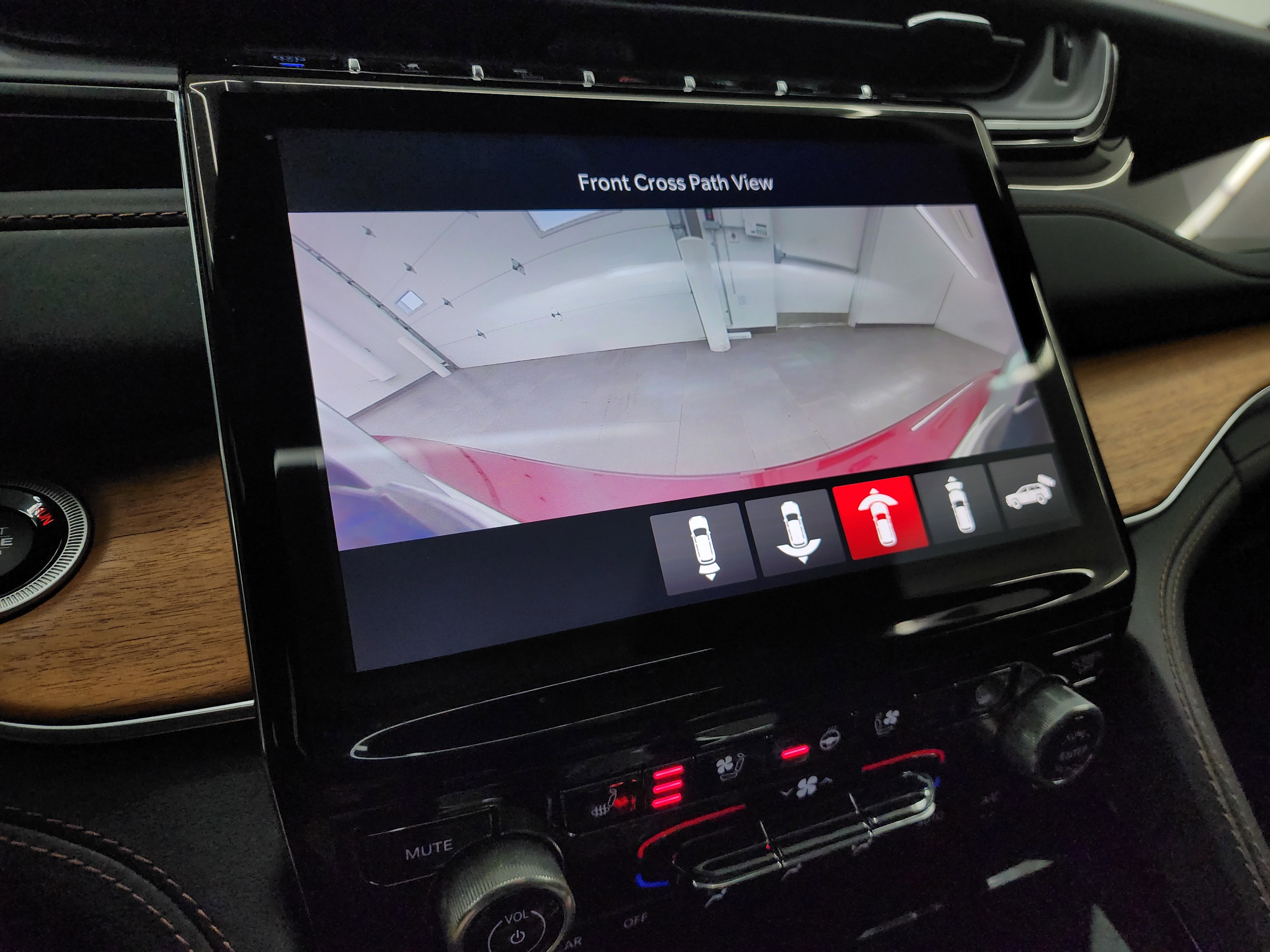 Used 2022 Jeep Grand Cherokee Summit image 20