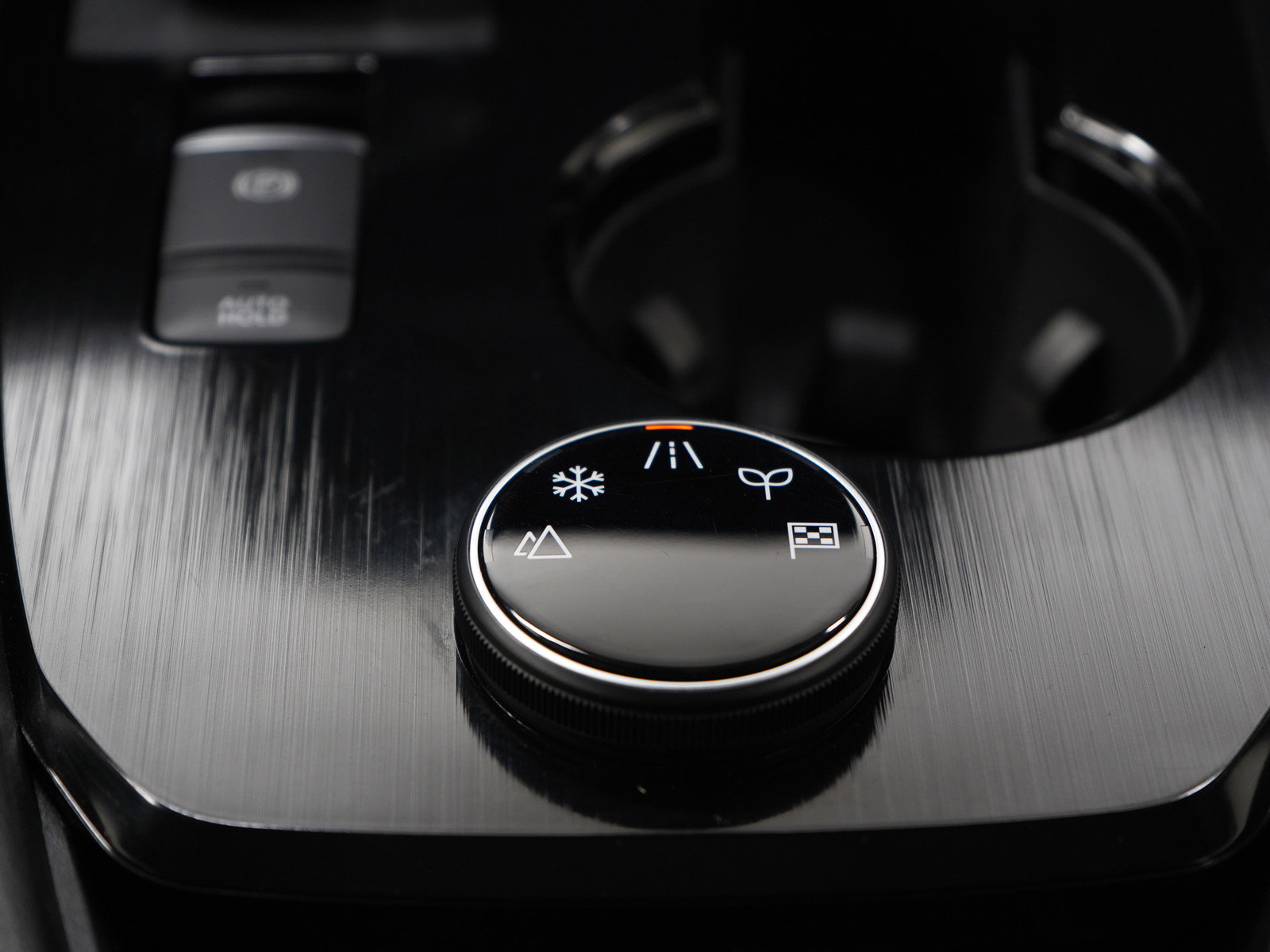 Used 2025 Nissan Rogue SV image 21