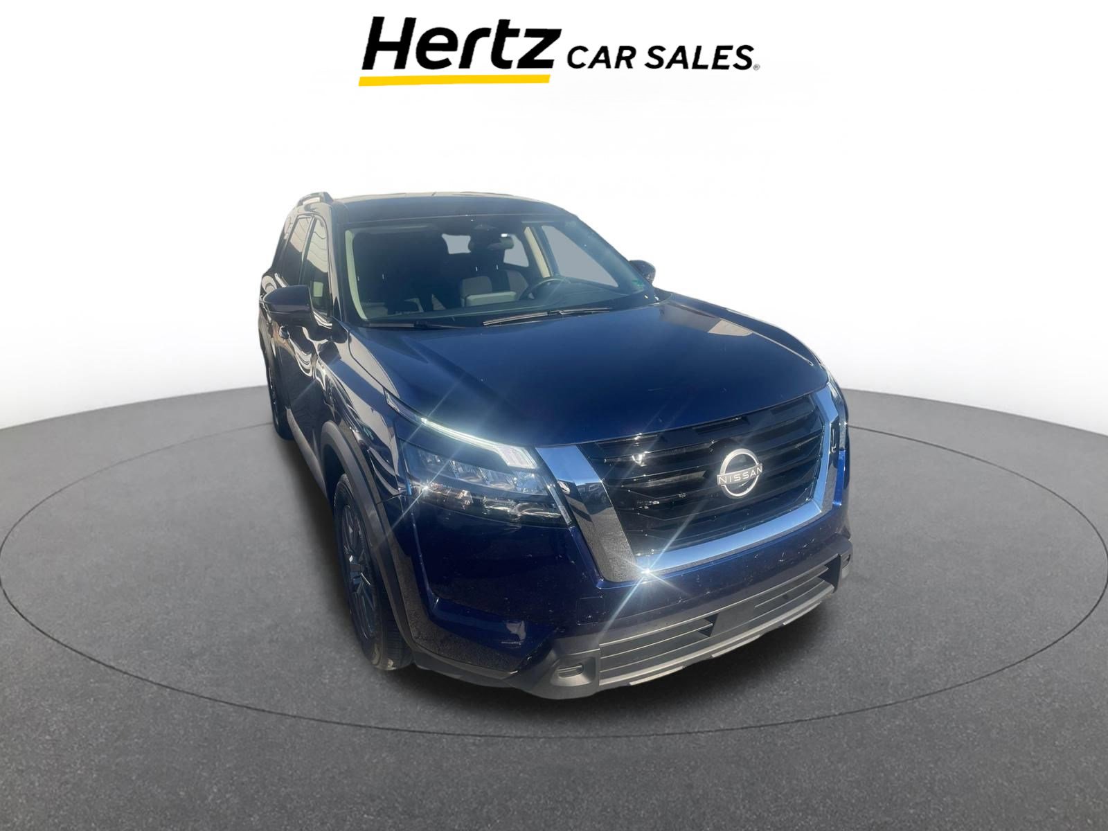Used 2025 Nissan Pathfinder SV image 1