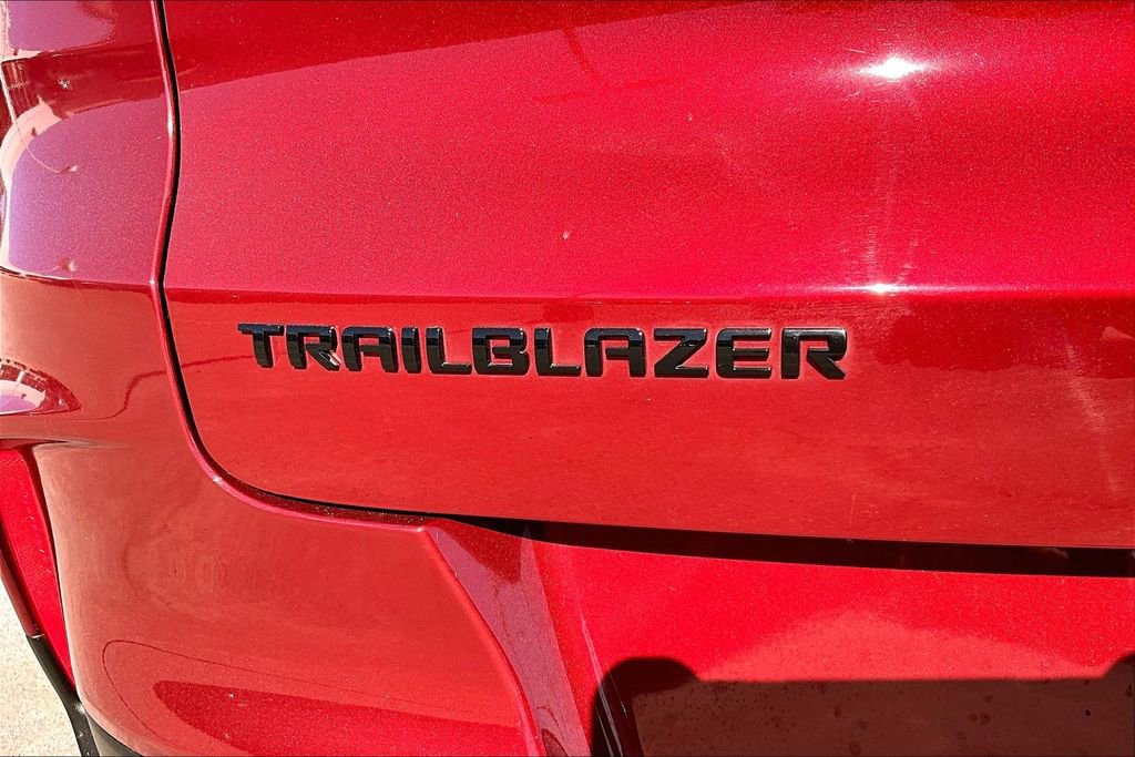 Used 2022 Chevrolet TrailBlazer RS image 24