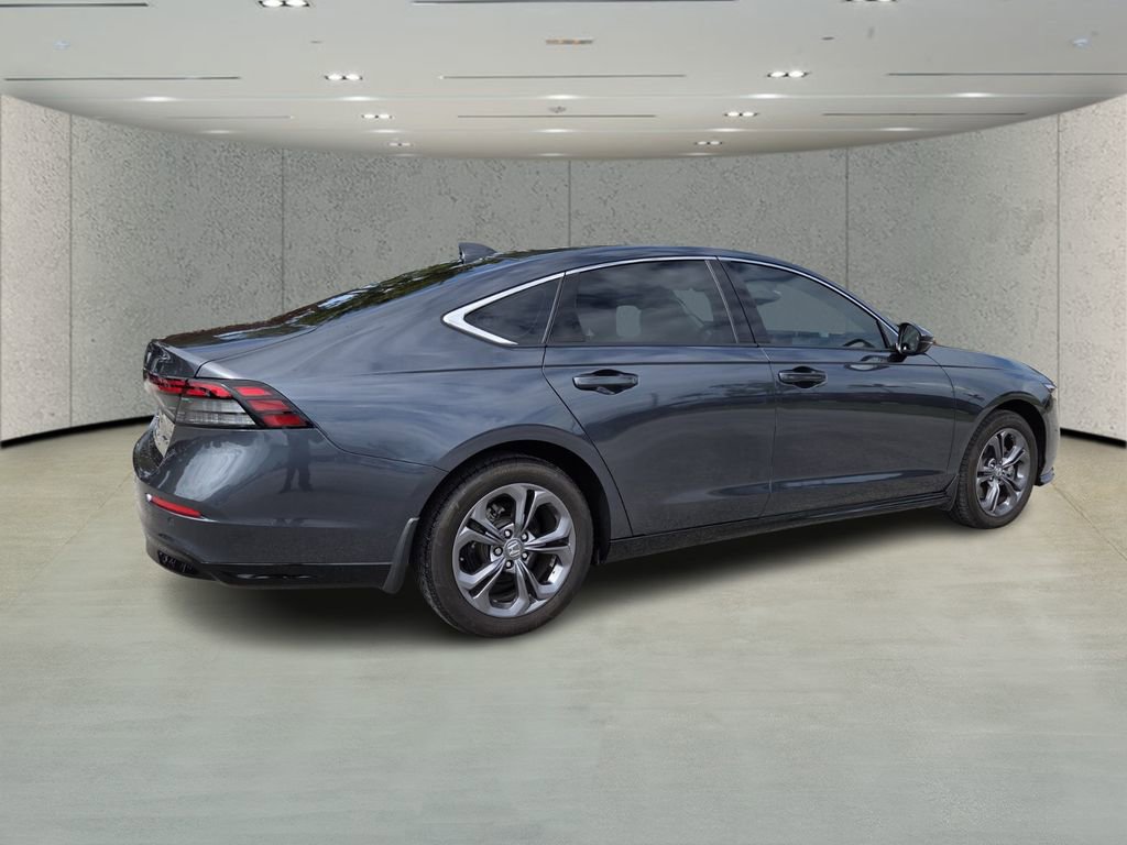 Used 2024 Honda Accord EX-L image 3