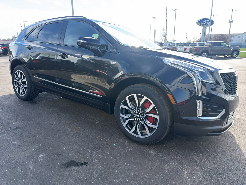 Used 2022 Cadillac XT5 Sportv w/ Technology Package image 4