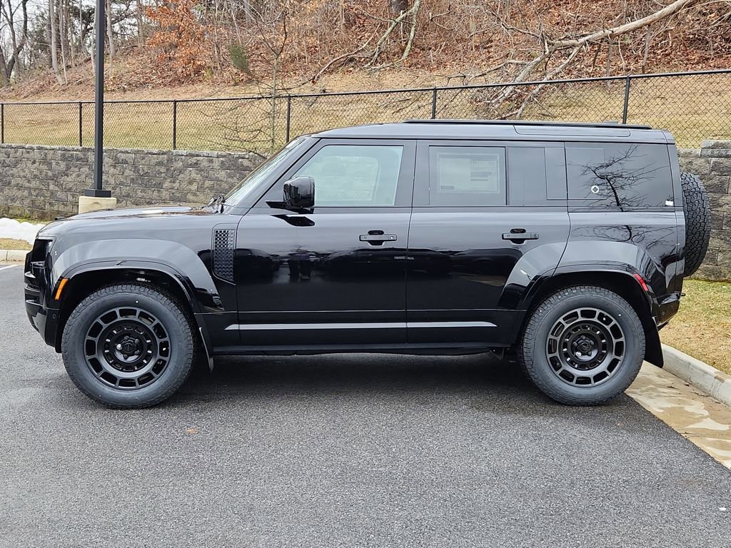 New 2026 Land Rover Defender 110 OCTA AWD/4WD image 6