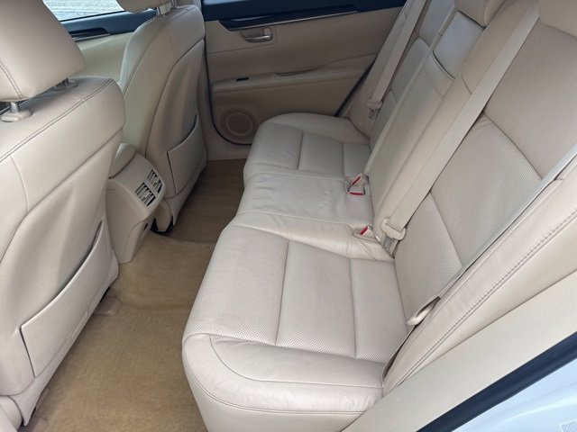 Used 2013 Lexus ES 350 image 32