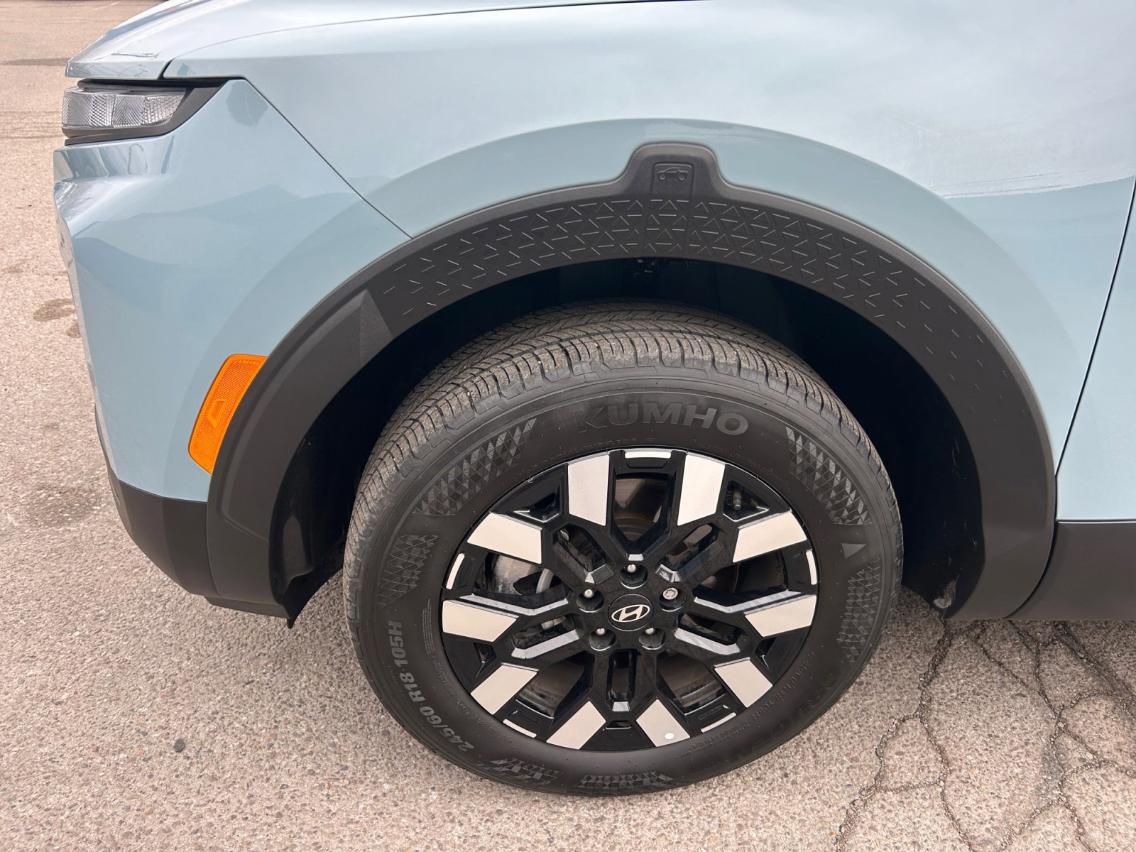 Used 2025 Hyundai Santa Cruz SE image 11