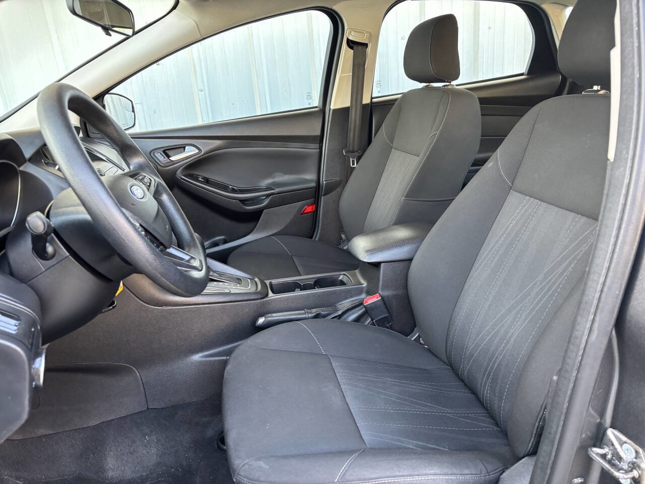 Used 2018 Ford Focus SE image 11