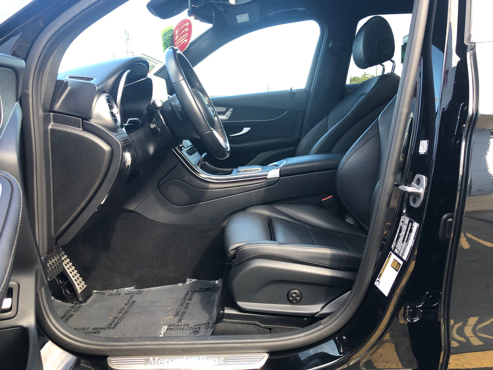 Used 2022 Mercedes-Benz GLC 300 4MATIC image 30