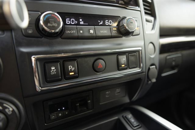Used 2024 Nissan Titan SV w/ SV Convenience Package image 29