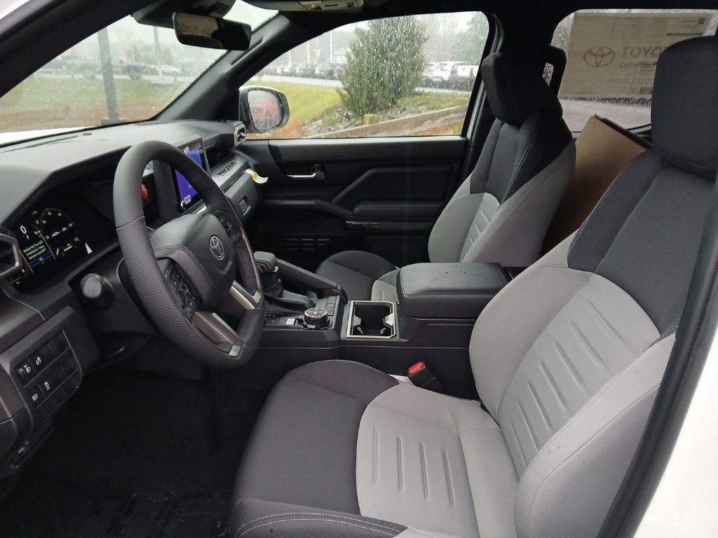 New 2025 Toyota Tacoma TRD Off-Road image 6