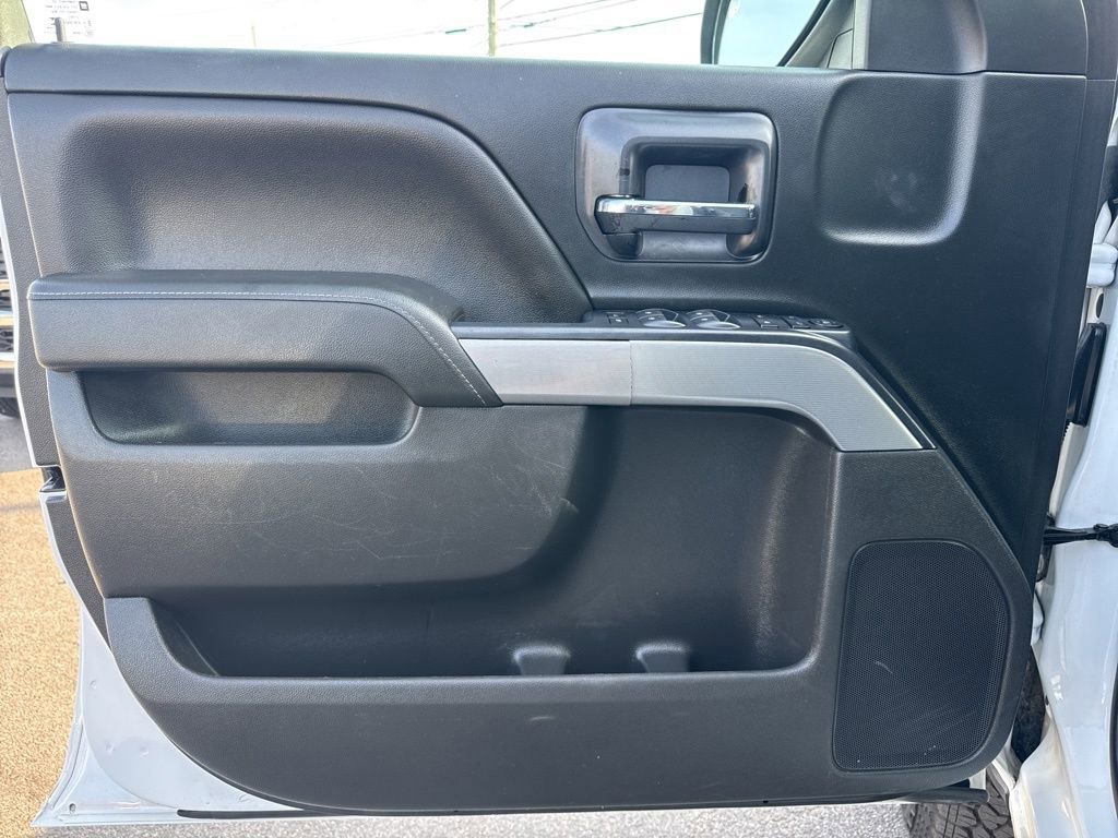 Used 2018 Chevrolet Silverado 1500 LT w/ All Star Edition image 29