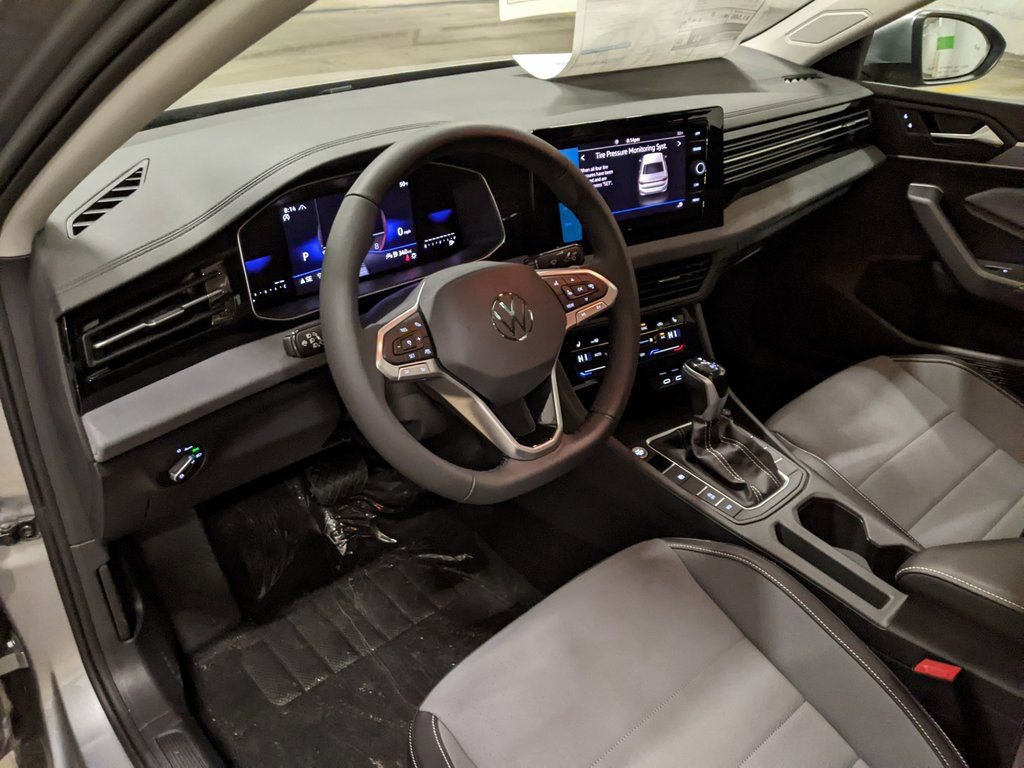 New 2026 Volkswagen Jetta SE image 8