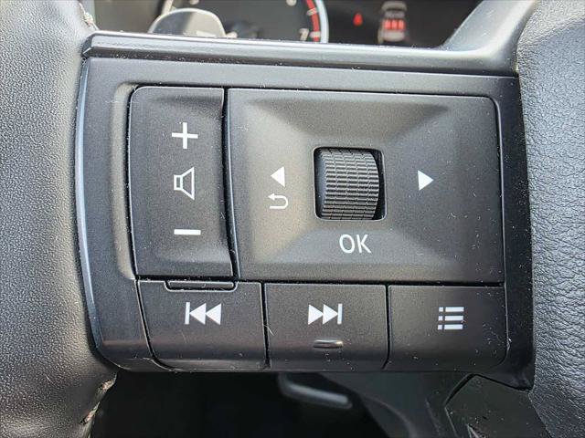 Used 2025 Nissan Rogue SV AWD/4WD image 28