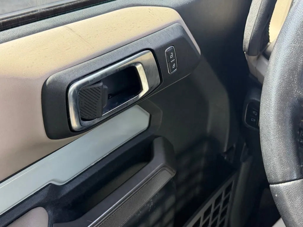 Used 2021 Ford Bronco Wildtrak AWD/4WD image 14