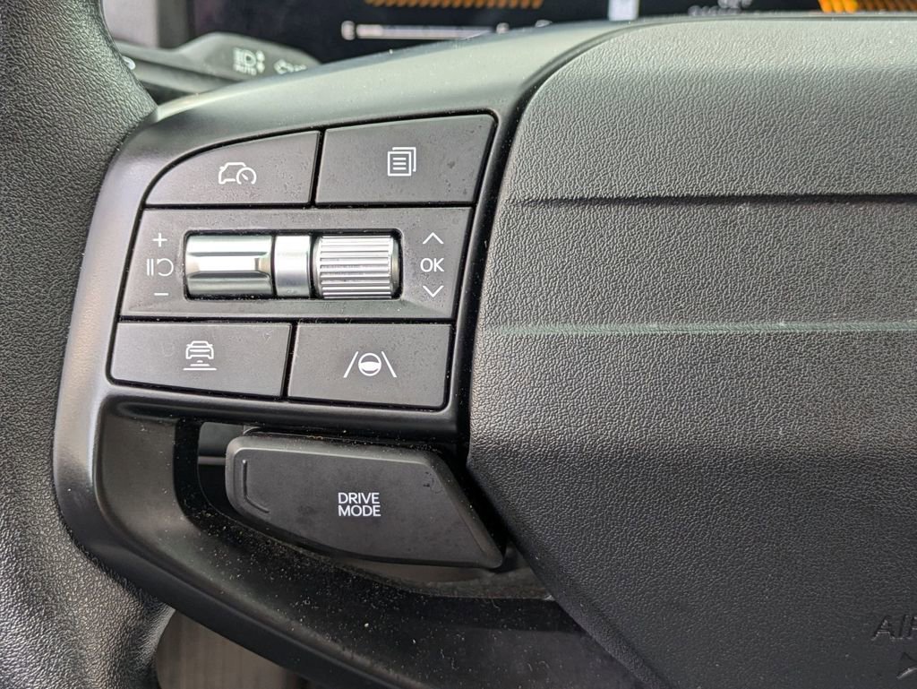 Used 2025 Kia K4 LXS image 19