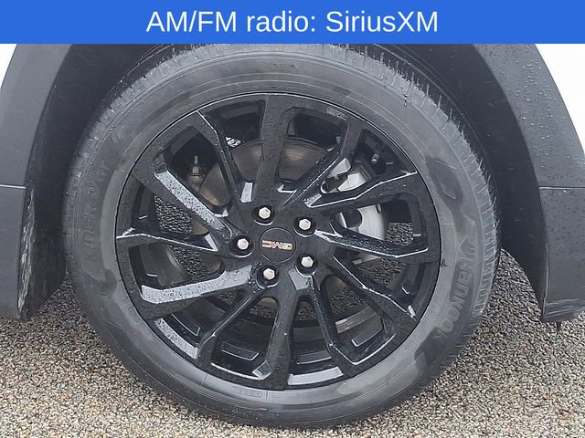 Used 2023 GMC Terrain SLT w/ Elevation Edition image 9