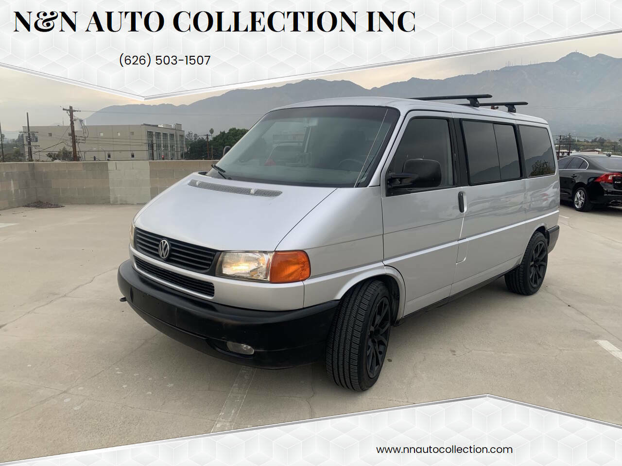 Used 2003 Volkswagen Eurovan MV FWD image 1