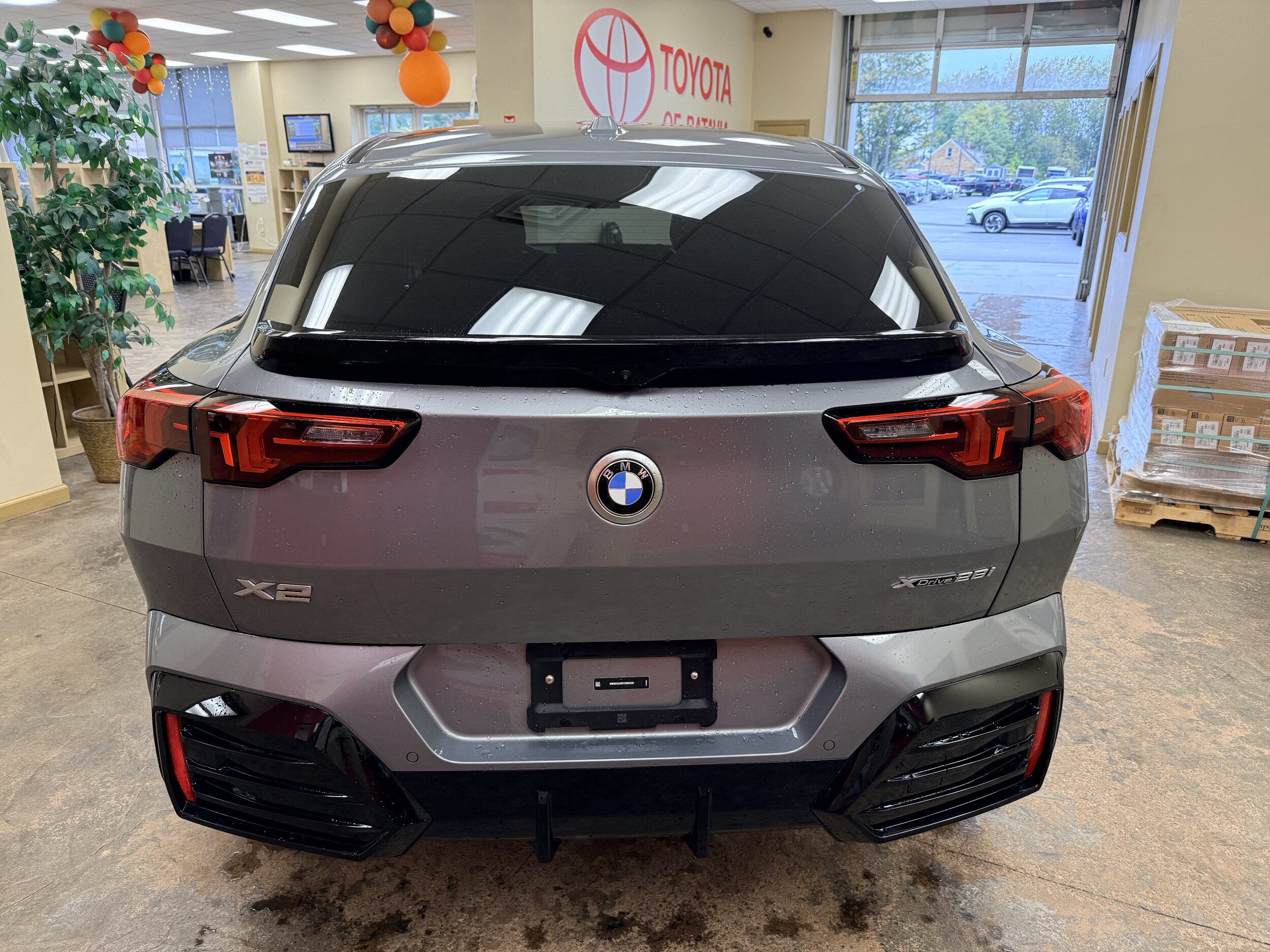 Used 2026 BMW X2 xDrive28i w/ M Sport Package AWD/4WD image 13