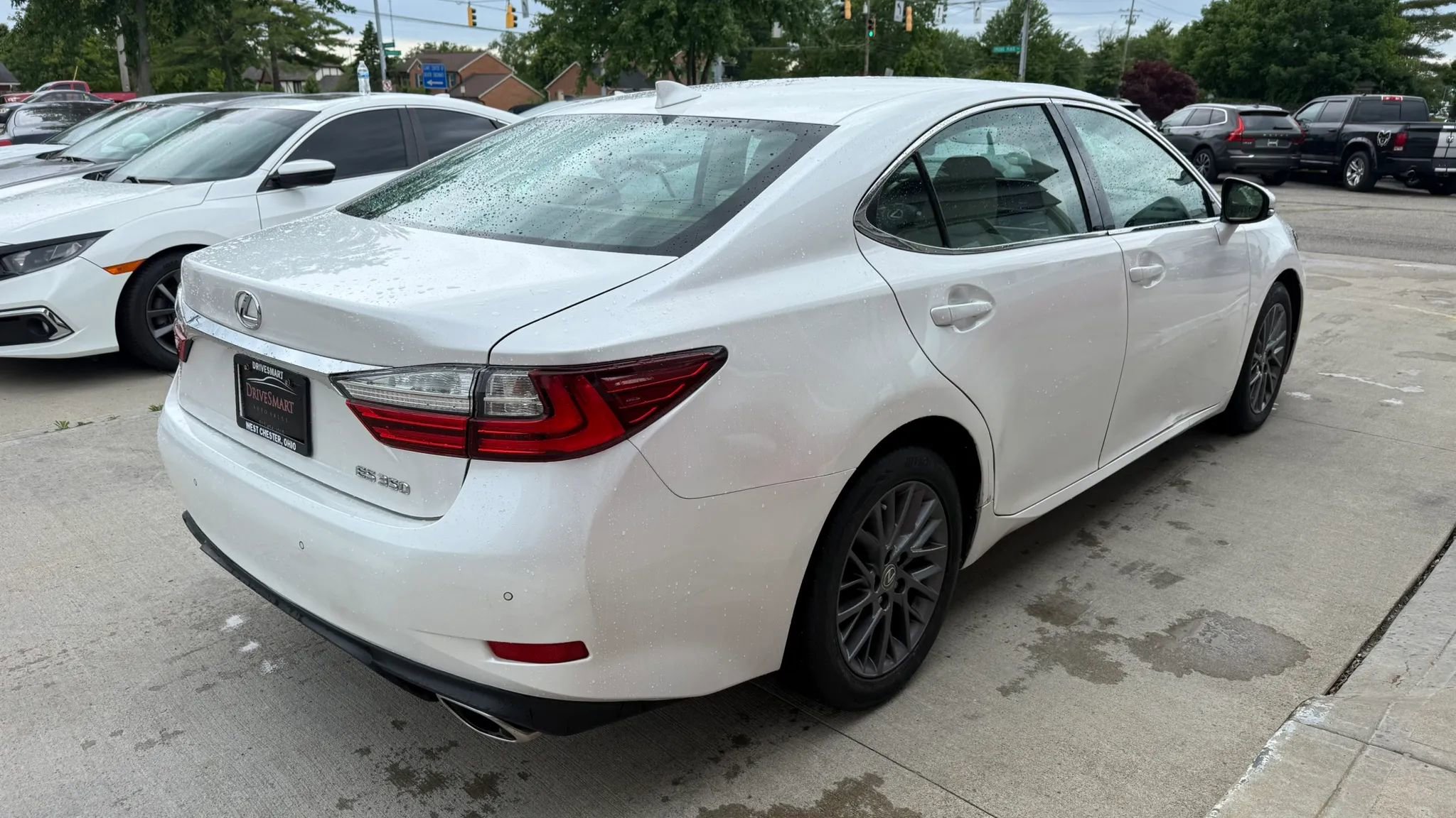 Used 2018 Lexus ES 350 w/ Premier Package FWD image 3