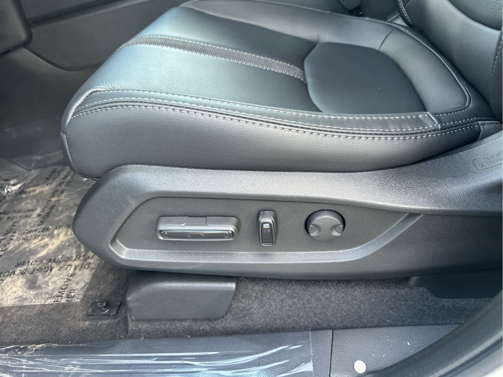 New 2025 Honda Pilot Touring image 24