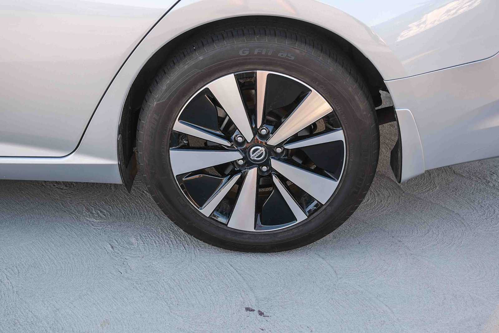 Used 2021 Nissan Altima 2.5 SV FWD image 9