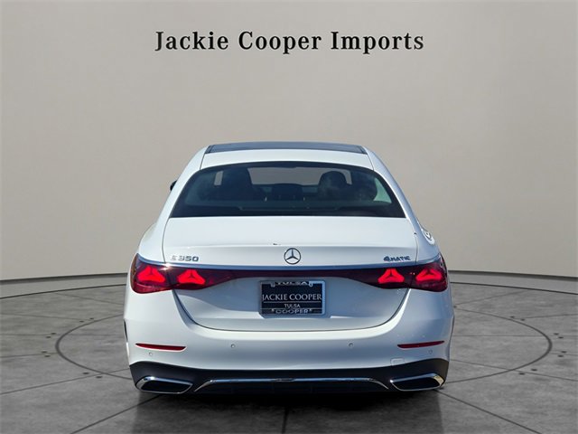 Certified 2025 Mercedes-Benz E 350 4MATIC Sedan image 4