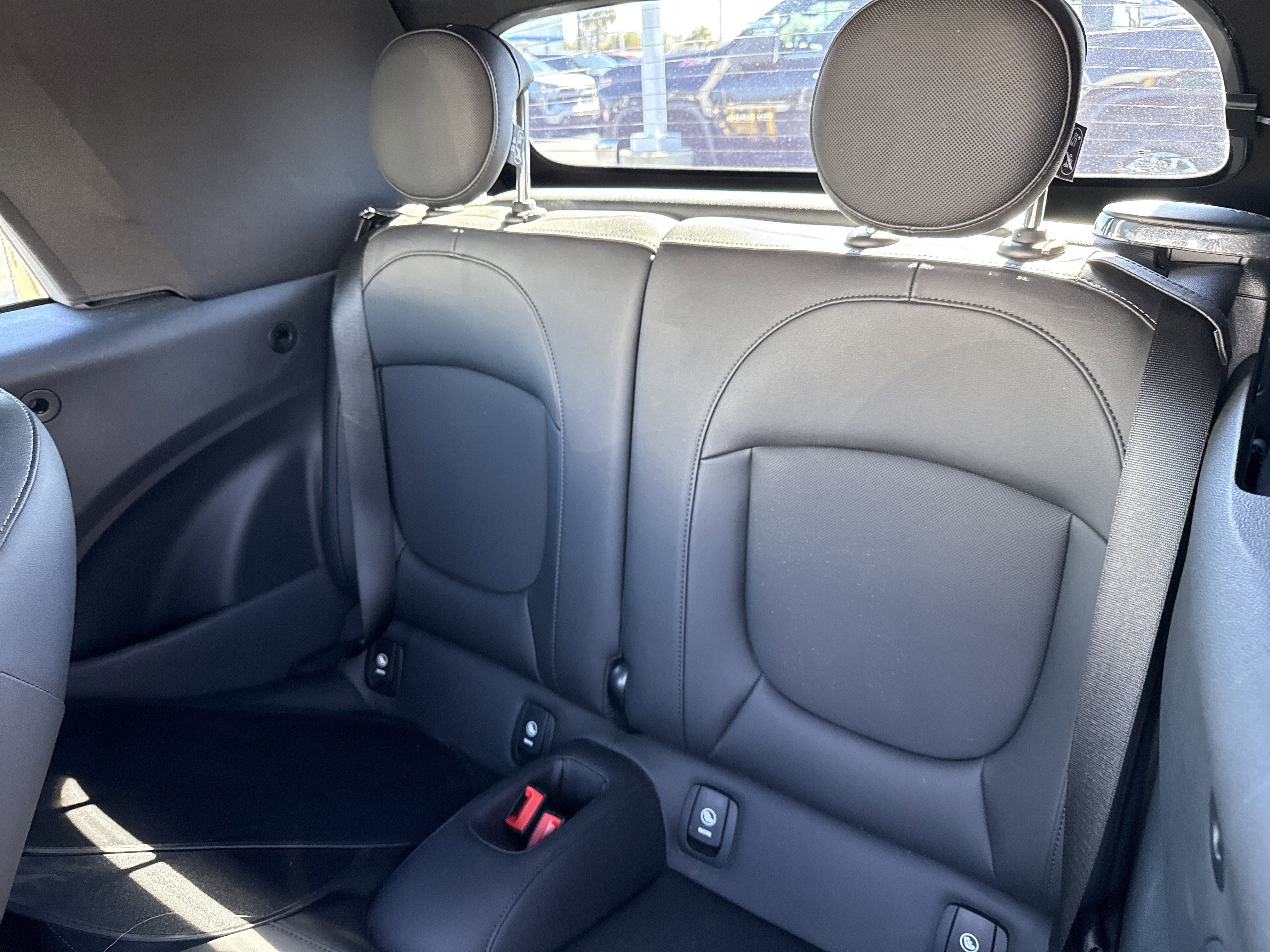 Used 2024 MINI Cooper Convertible image 31