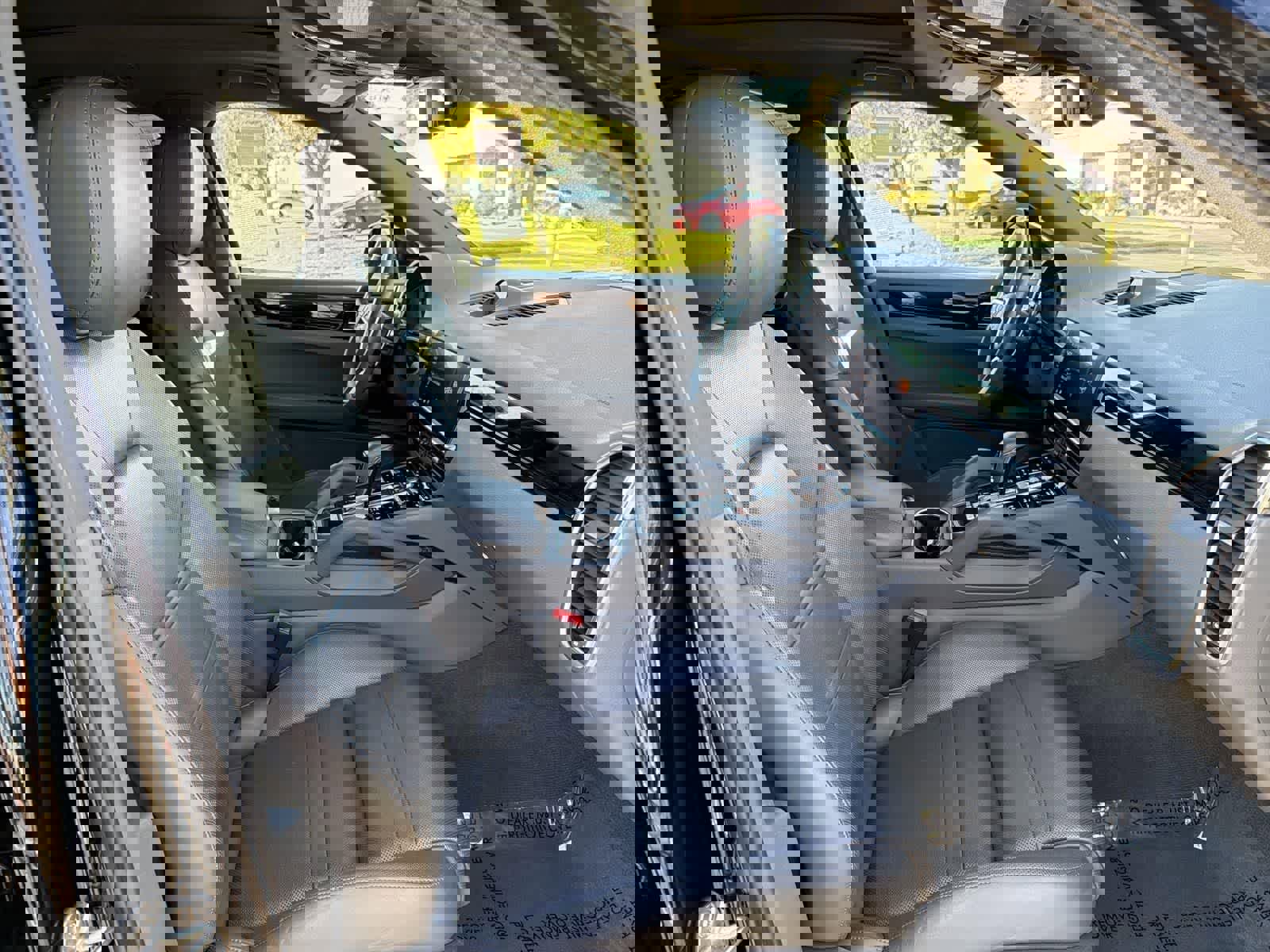 Used 2021 Porsche Cayenne Coupe image 32