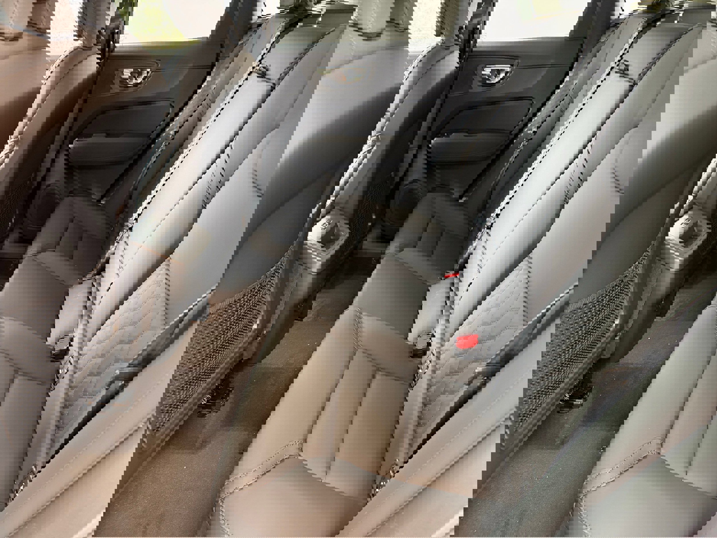 New 2026 Volvo XC60 B5 Plus w/ Protection Package Premier image 22