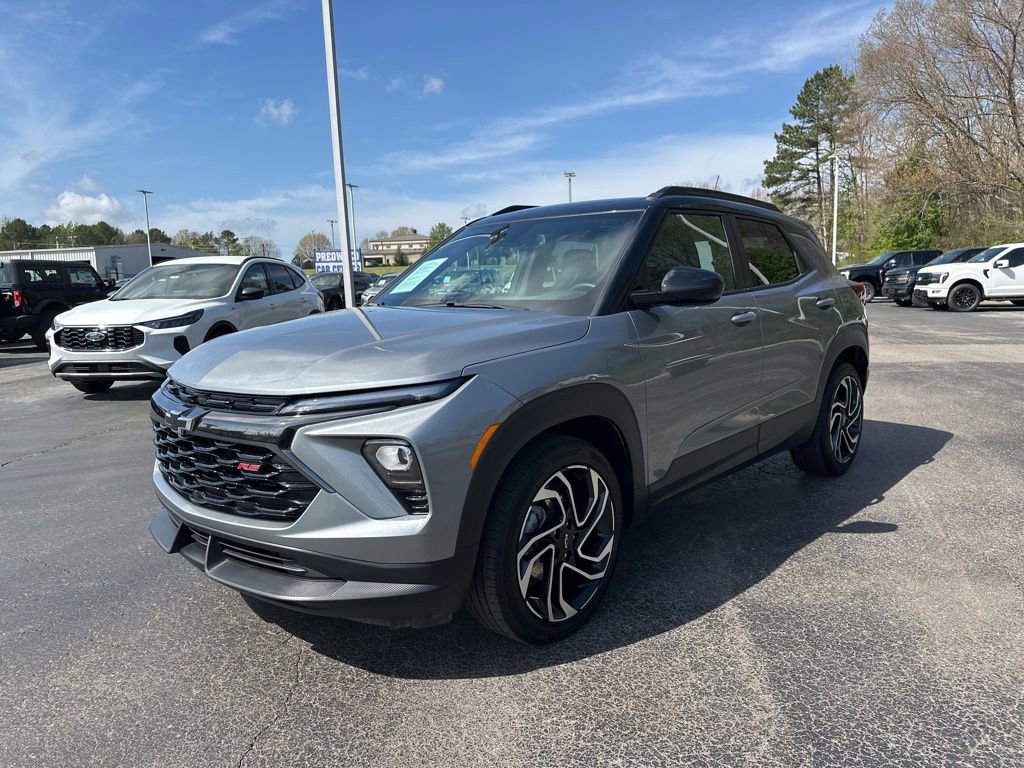 Used 2025 Chevrolet TrailBlazer RS w/ Convenience Package image 7
