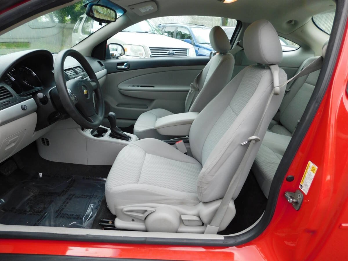 Used 2010 Chevrolet Cobalt LT FWD image 6