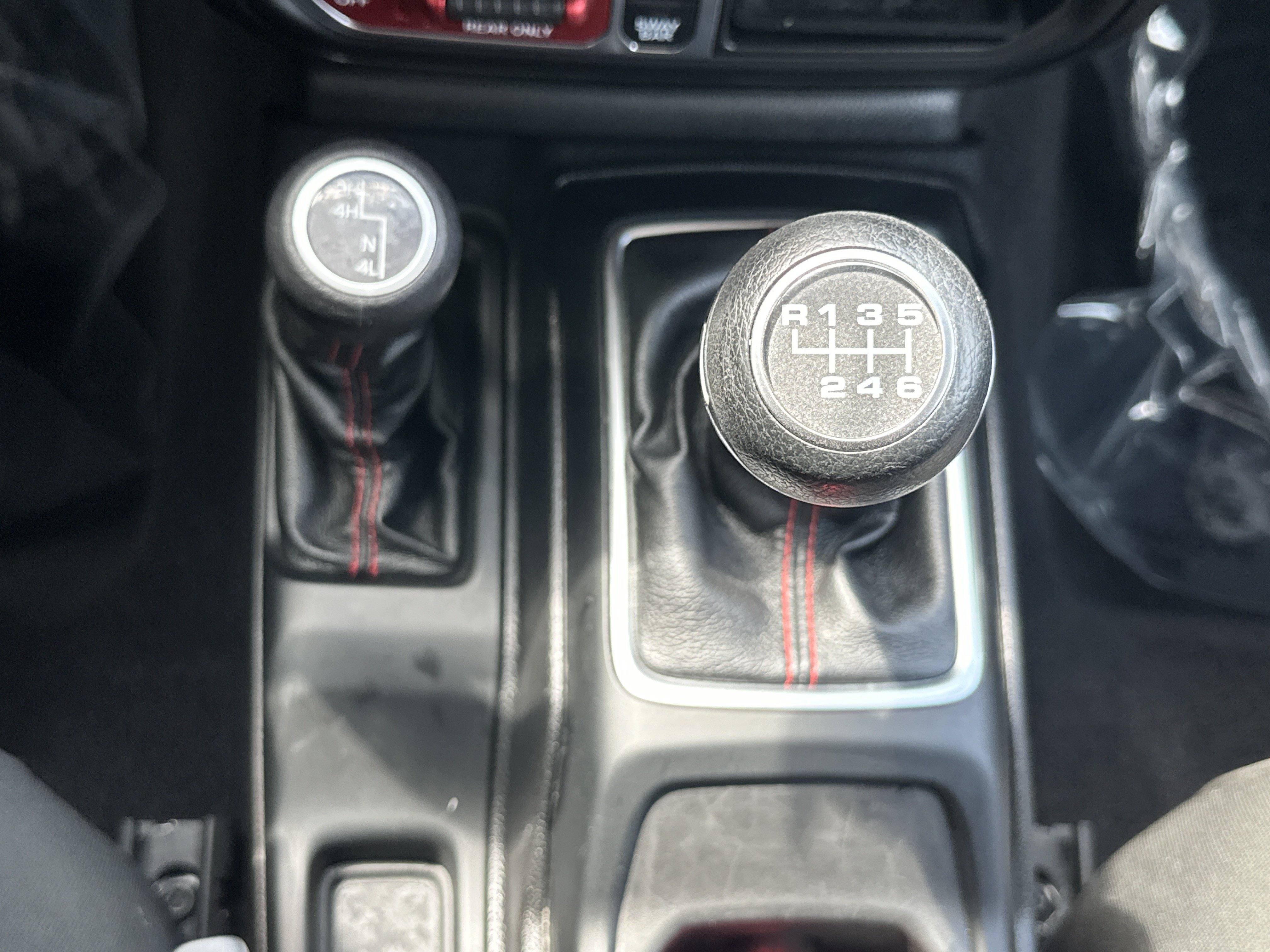 Used 2021 Jeep Wrangler Unlimited Rubicon AWD/4WD image 29